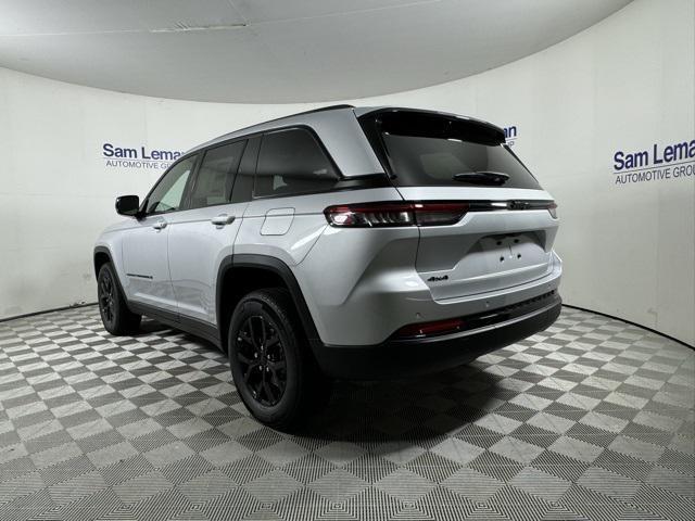 new 2024 Jeep Grand Cherokee car, priced at $38,025