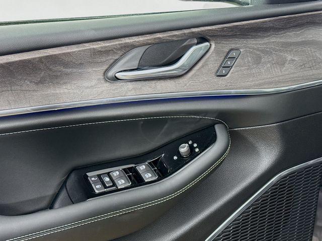 new 2025 Jeep Grand Cherokee L car, priced at $53,380