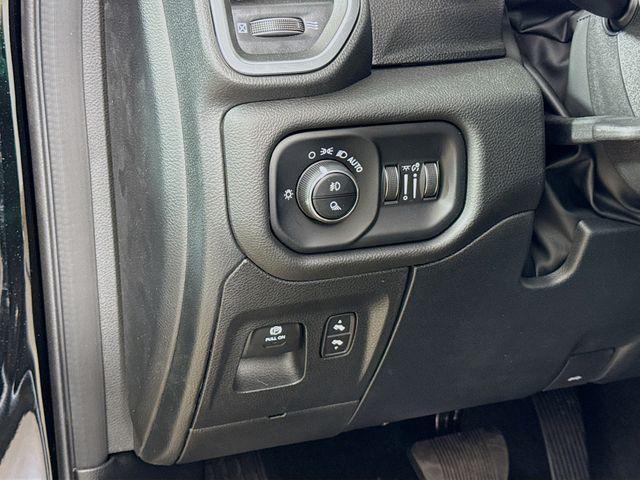 new 2025 Ram 1500 car, priced at $44,718