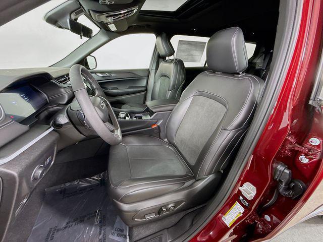 new 2025 Jeep Grand Cherokee L car, priced at $42,875