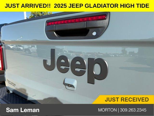 new 2025 Jeep Gladiator car, priced at $43,150