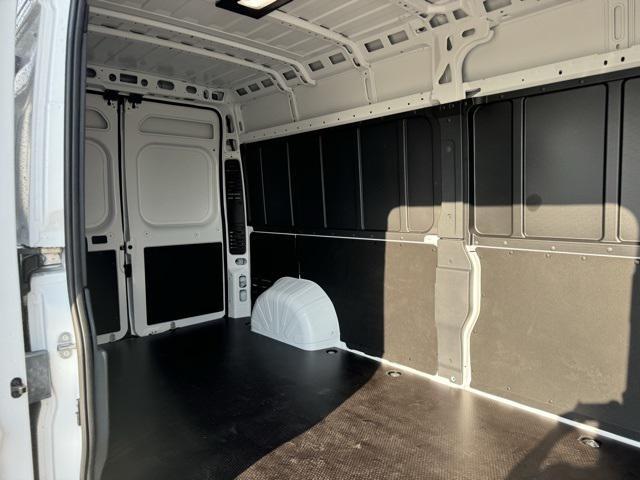 new 2024 Ram ProMaster 2500 car, priced at $47,975