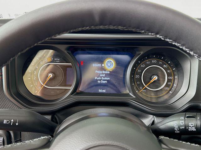new 2025 Jeep Wrangler car, priced at $70,100