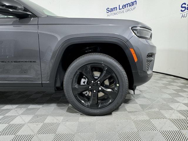 new 2024 Jeep Grand Cherokee car, priced at $39,670