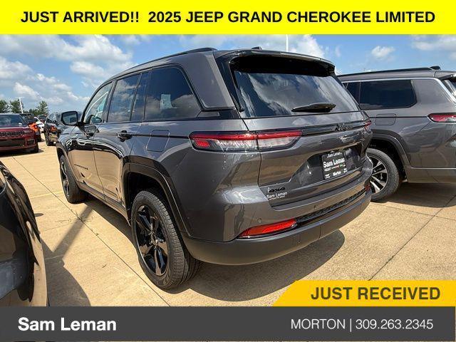 new 2025 Jeep Grand Cherokee car, priced at $45,735