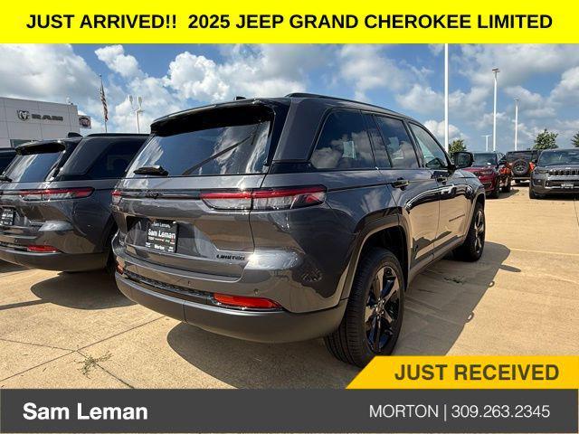 new 2025 Jeep Grand Cherokee car, priced at $45,735