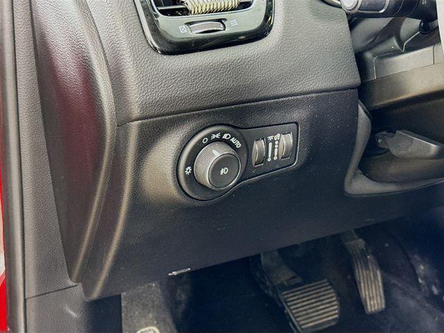 used 2019 Jeep Compass car, priced at $18,240