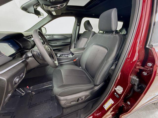 new 2025 Jeep Grand Cherokee L car, priced at $37,487