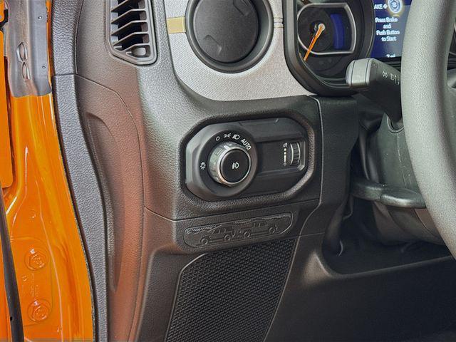 new 2025 Jeep Wrangler car, priced at $43,568