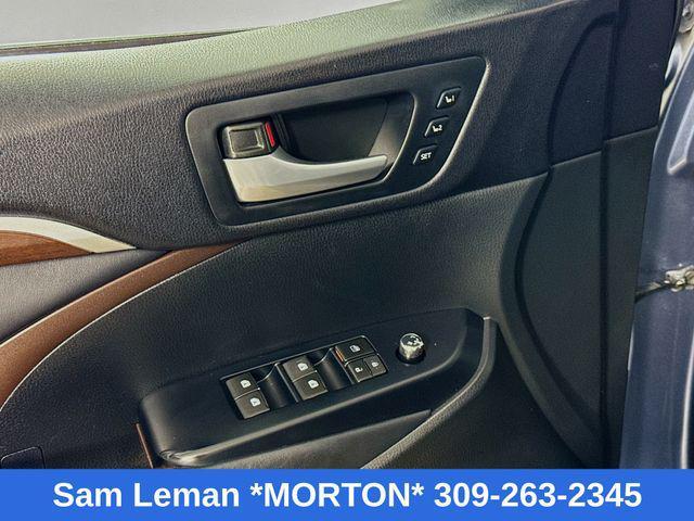 used 2015 Toyota Highlander car, priced at $12,491