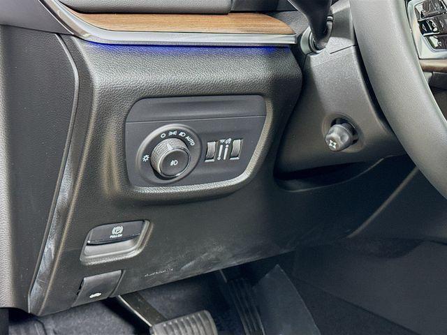 new 2025 Jeep Grand Cherokee L car, priced at $58,040