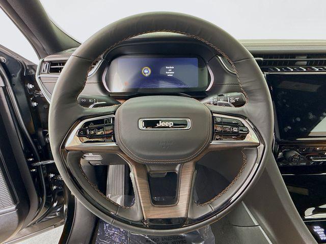 new 2025 Jeep Grand Cherokee car, priced at $56,650