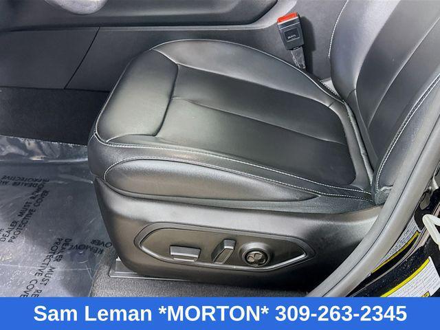 used 2023 Jeep Grand Cherokee car, priced at $28,763