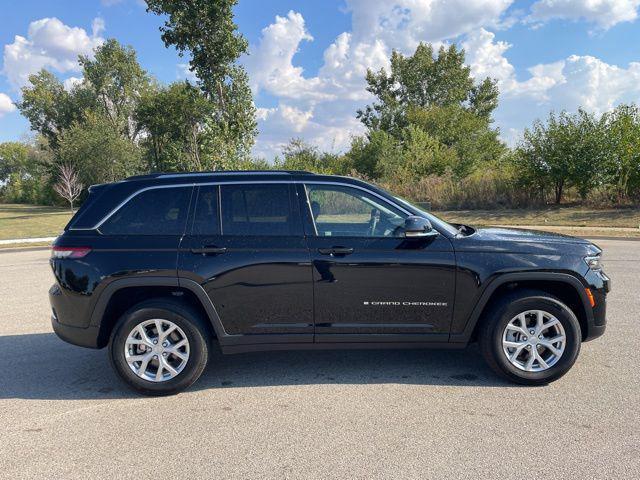 used 2023 Jeep Grand Cherokee car, priced at $30,955