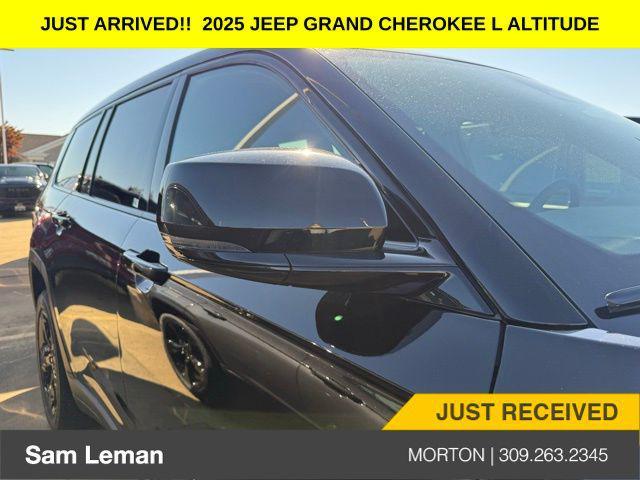 new 2025 Jeep Grand Cherokee L car, priced at $43,869