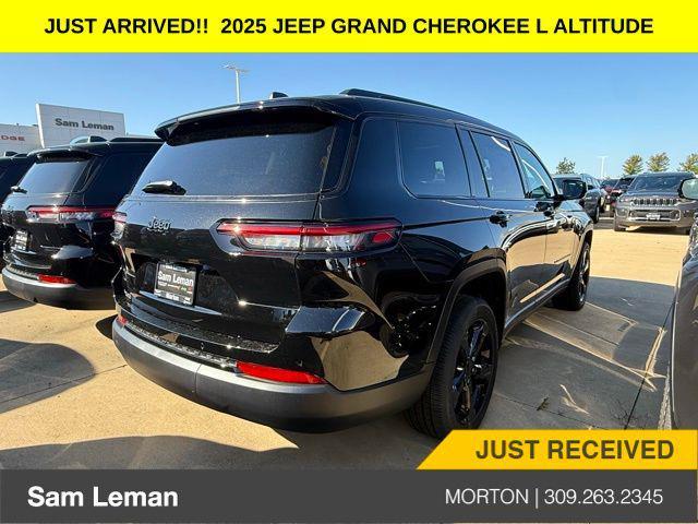new 2025 Jeep Grand Cherokee L car, priced at $43,869