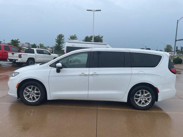 used 2023 Chrysler Pacifica car, priced at $24,299