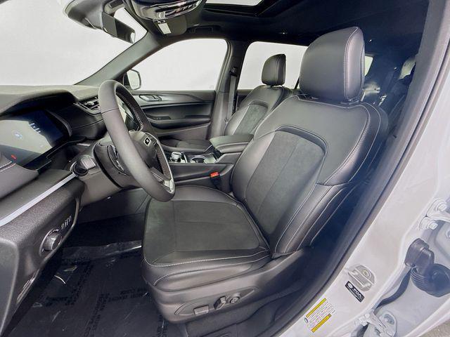 new 2025 Jeep Grand Cherokee L car, priced at $41,280