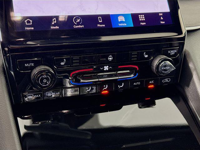 new 2025 Jeep Grand Cherokee car, priced at $42,535