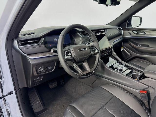 new 2025 Jeep Grand Cherokee car, priced at $58,116