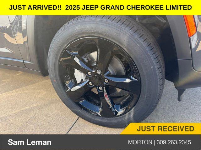 new 2025 Jeep Grand Cherokee car, priced at $44,235