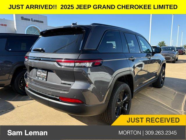 new 2025 Jeep Grand Cherokee car, priced at $44,235