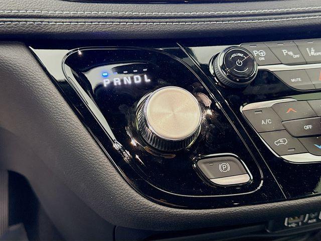 new 2025 Chrysler Pacifica car, priced at $43,527