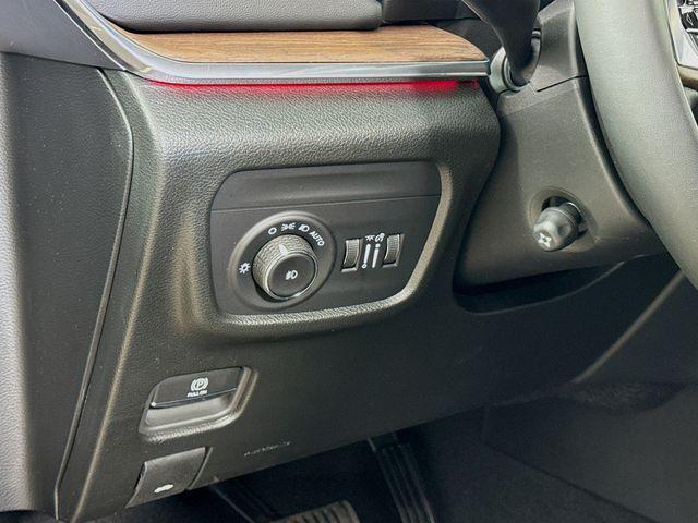 new 2025 Jeep Grand Cherokee L car, priced at $59,080