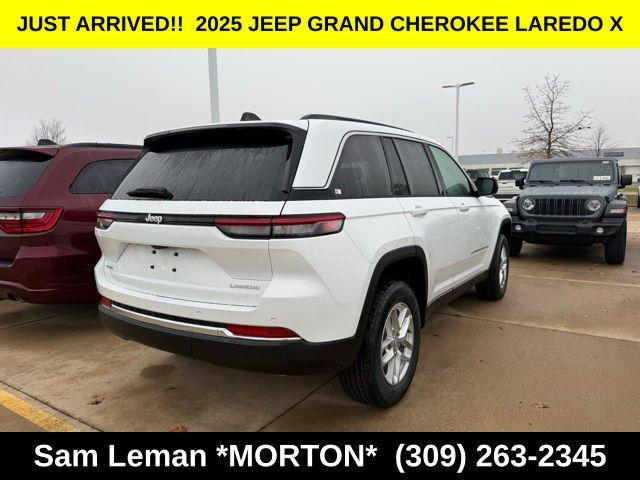new 2025 Jeep Grand Cherokee car, priced at $33,780