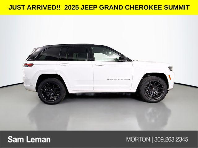 new 2025 Jeep Grand Cherokee car, priced at $56,985