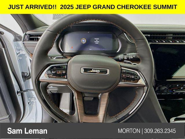 new 2025 Jeep Grand Cherokee car, priced at $56,985