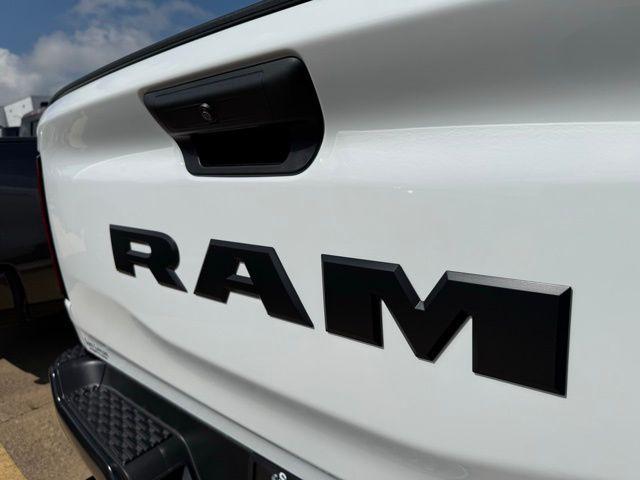 new 2025 Ram 1500 car, priced at $42,925