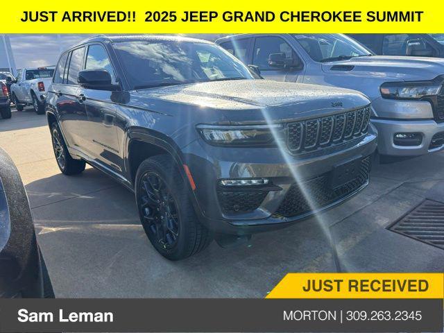 new 2025 Jeep Grand Cherokee car, priced at $56,080