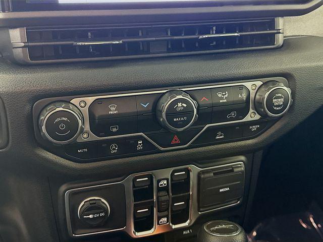 used 2024 Jeep Gladiator car, priced at $36,960