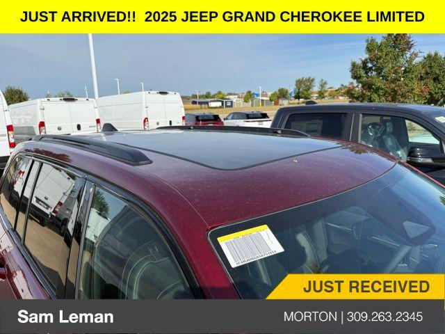new 2025 Jeep Grand Cherokee car, priced at $45,735