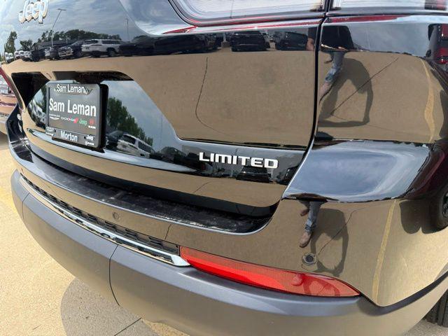new 2025 Jeep Grand Cherokee L car, priced at $43,610