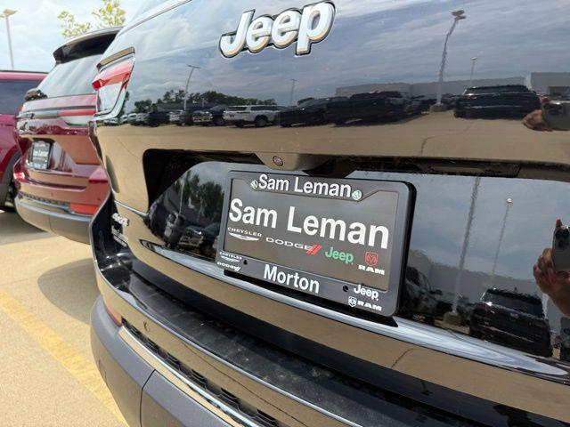 new 2025 Jeep Grand Cherokee L car, priced at $43,610