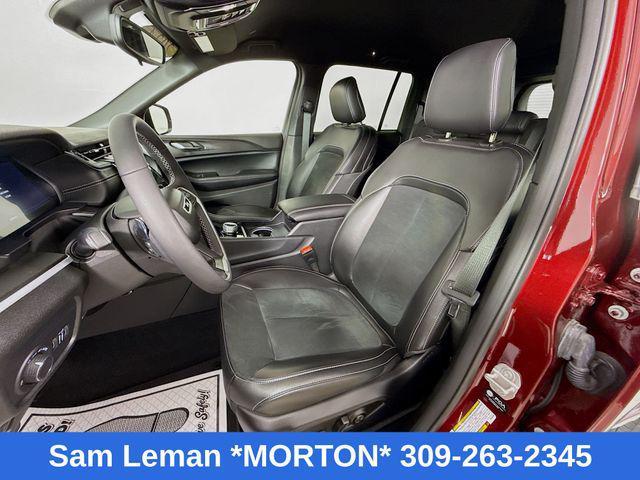 used 2024 Jeep Grand Cherokee car, priced at $33,305