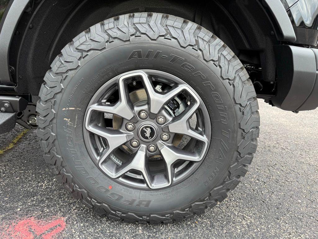 new 2025 Ford Bronco car, priced at $56,194
