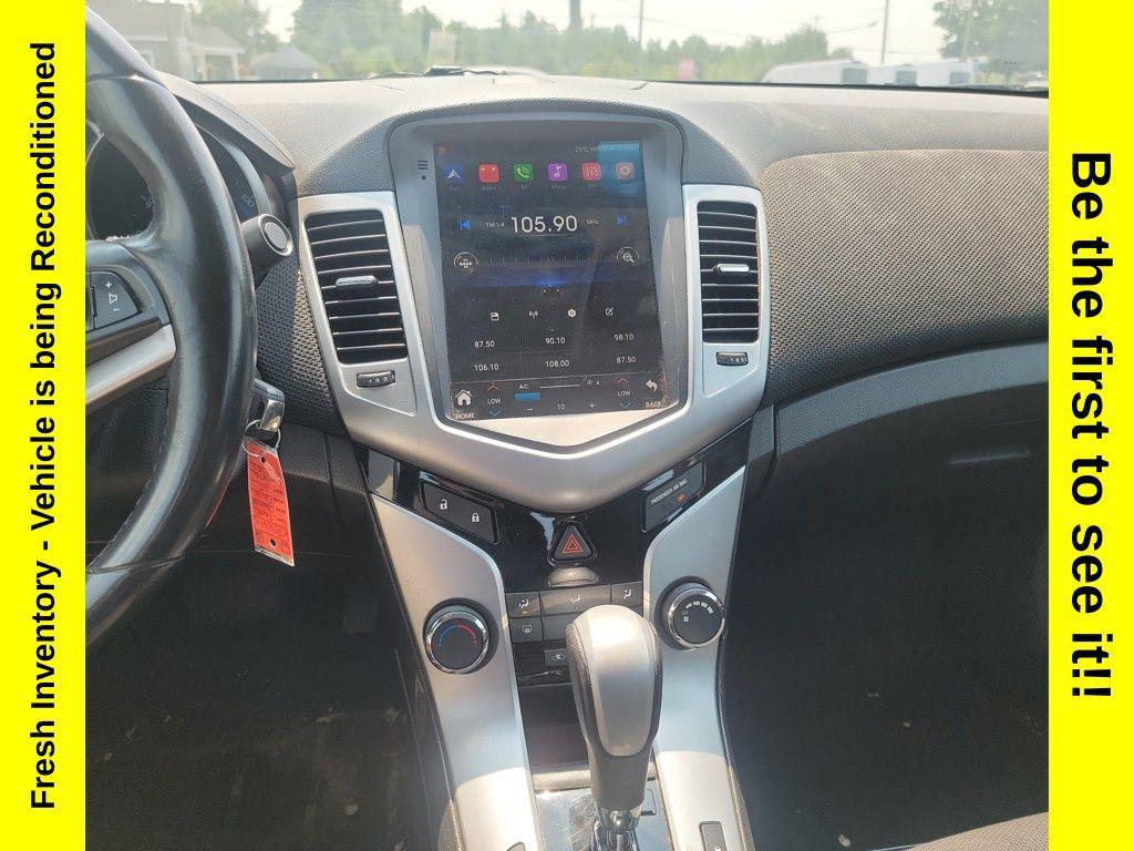 used 2014 Chevrolet Cruze car, priced at $6,500