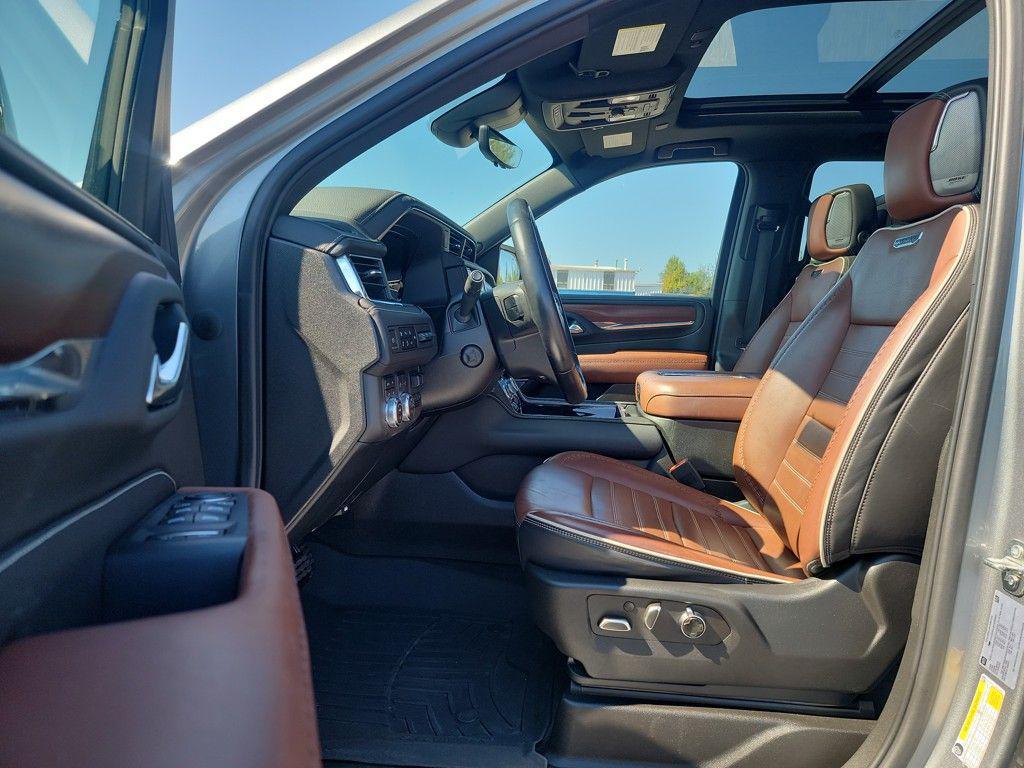 used 2023 GMC Yukon XL car, priced at $58,500