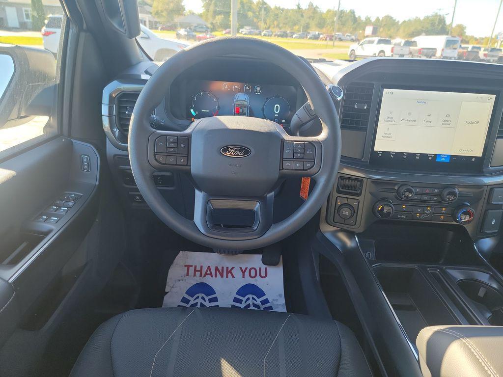 new 2025 Ford F-150 car, priced at $49,335