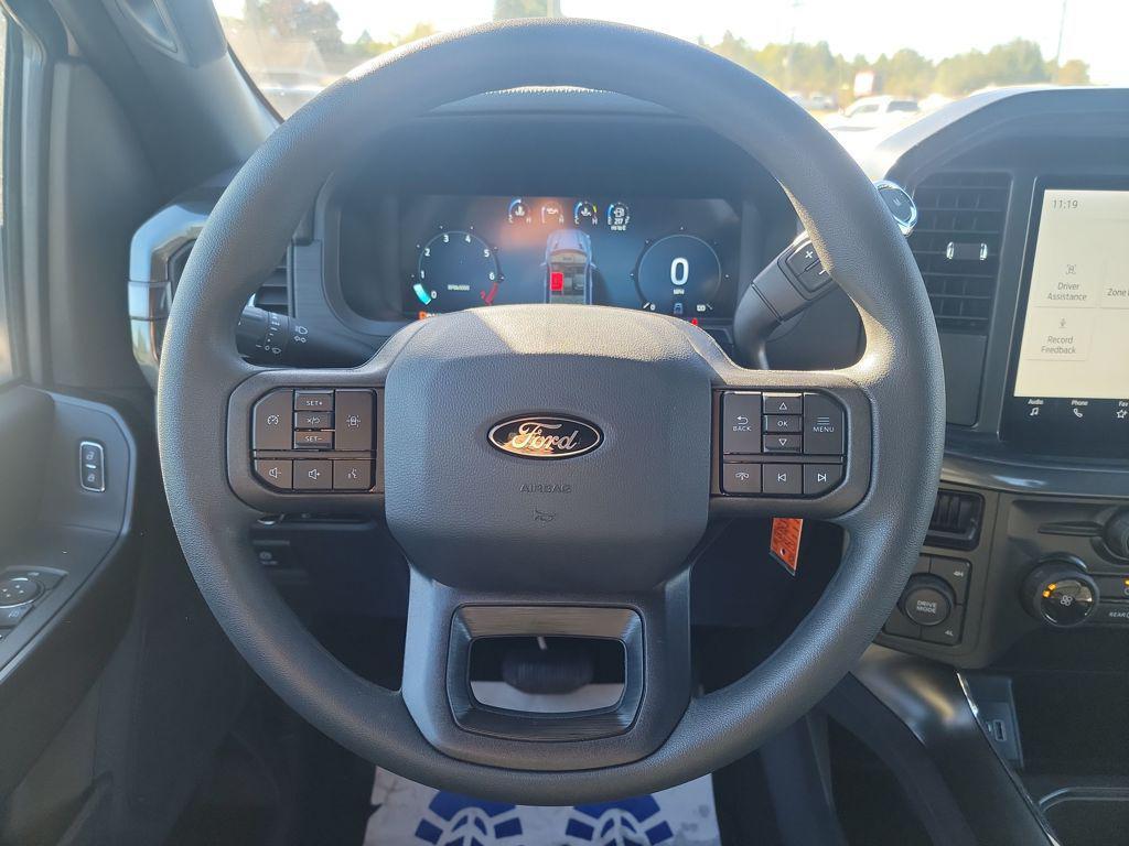 new 2025 Ford F-150 car, priced at $49,335