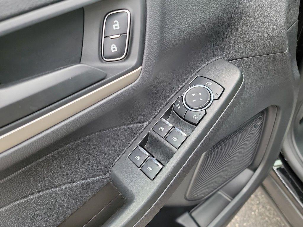 used 2022 Ford Escape car, priced at $21,000