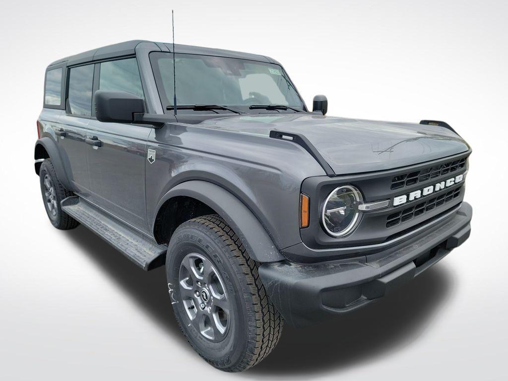 new 2025 Ford Bronco car, priced at $45,716