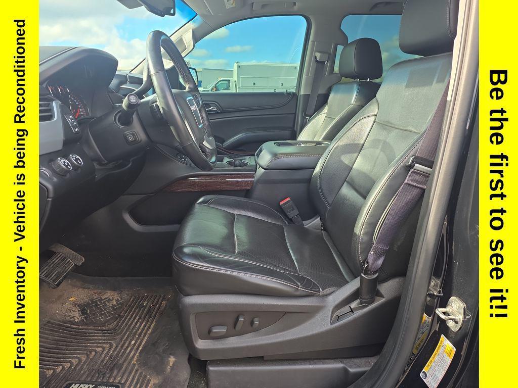 used 2016 GMC Yukon car, priced at $18,500