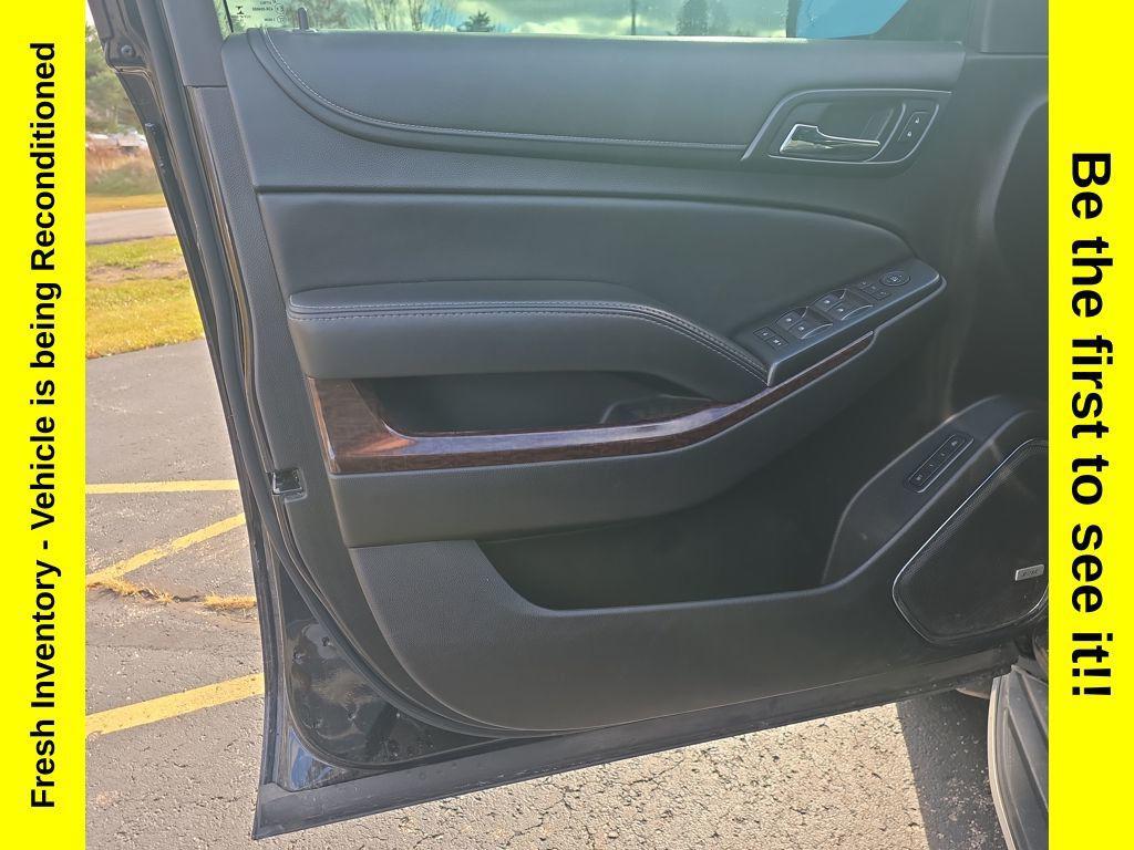 used 2016 GMC Yukon car, priced at $18,500