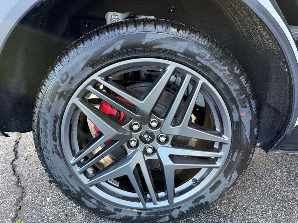 new 2025 Ford Explorer car, priced at $49,330