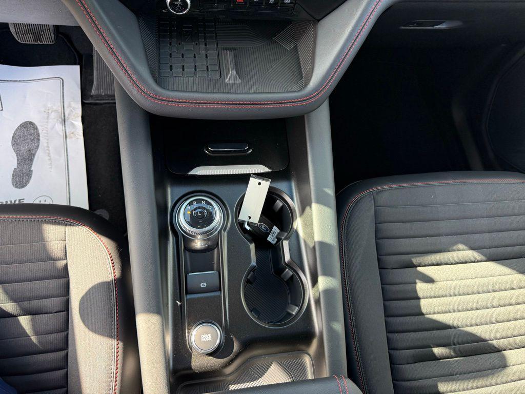 new 2025 Ford Explorer car, priced at $49,330