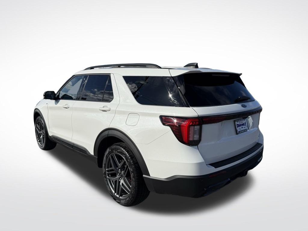 new 2025 Ford Explorer car, priced at $49,330